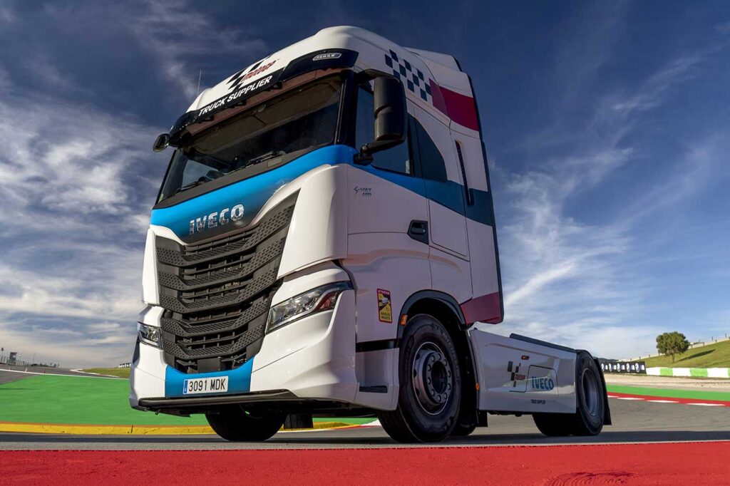 IVECO torna come fornitore ufficiale nella MotoGP - Borgo Agnello IVECO MotoGP livrea