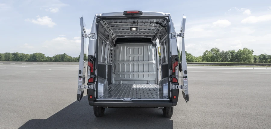 iveco-esuperjolly-portata-autonomia-card