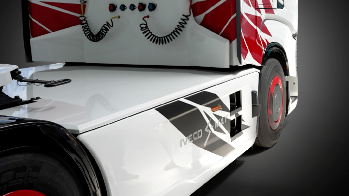 iveco-s-way-accessories-copertura-pavimento iveco s way accessories copertura pavimento
