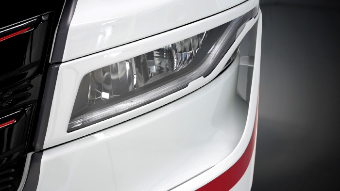 iveco-s-way-accessories-finiture-proiettore-frontale iveco s way accessories finiture proiettore frontale