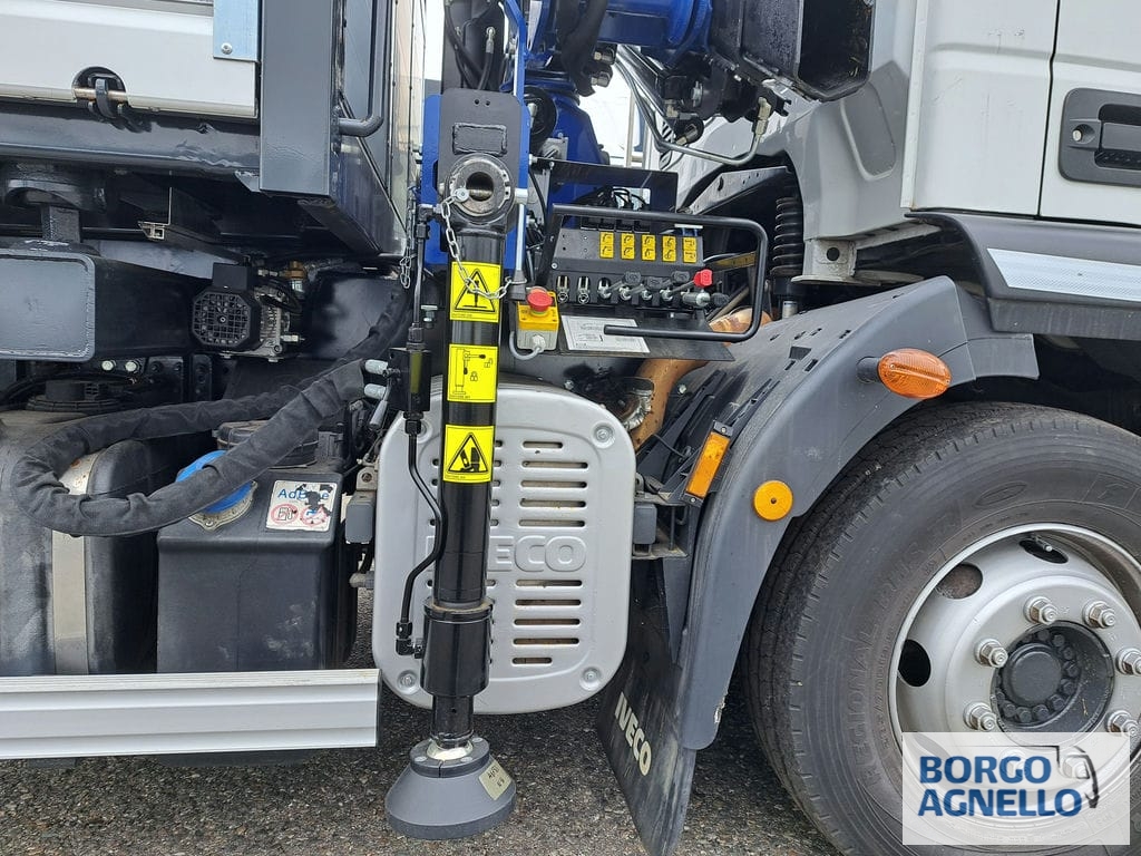 Iveco 140