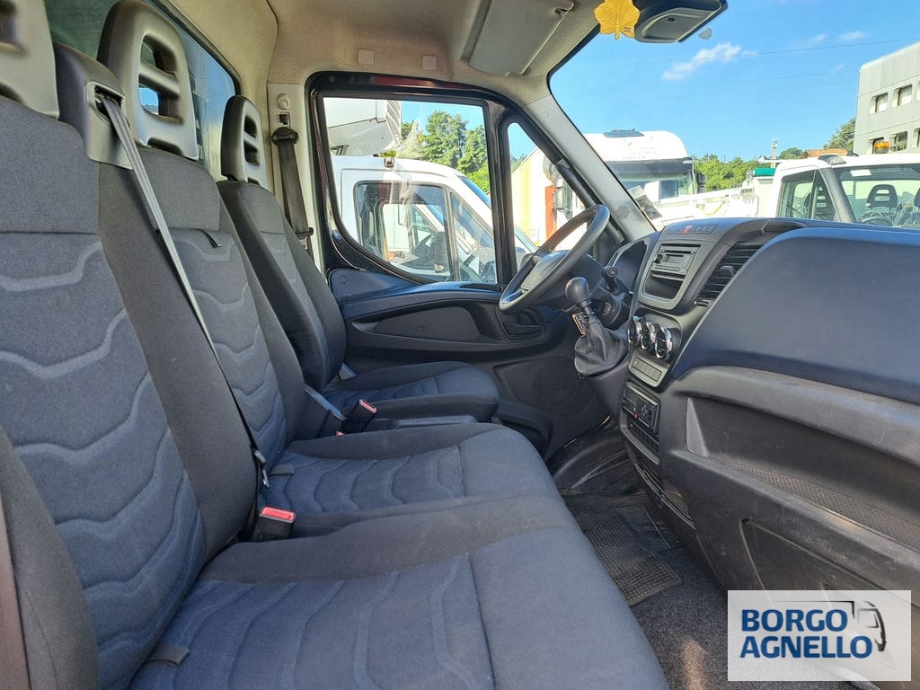 Iveco DAILY 70C18