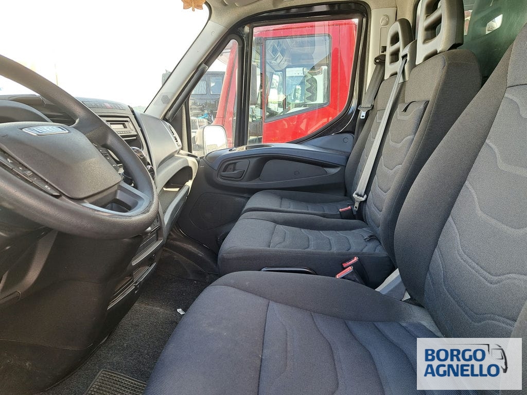 Iveco DAILY 70C18