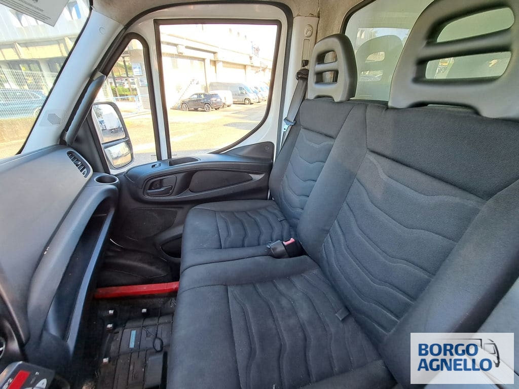 Iveco DAILY 70C18