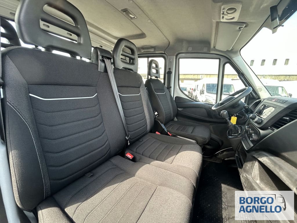 Iveco DAILY 35C14D 6+1