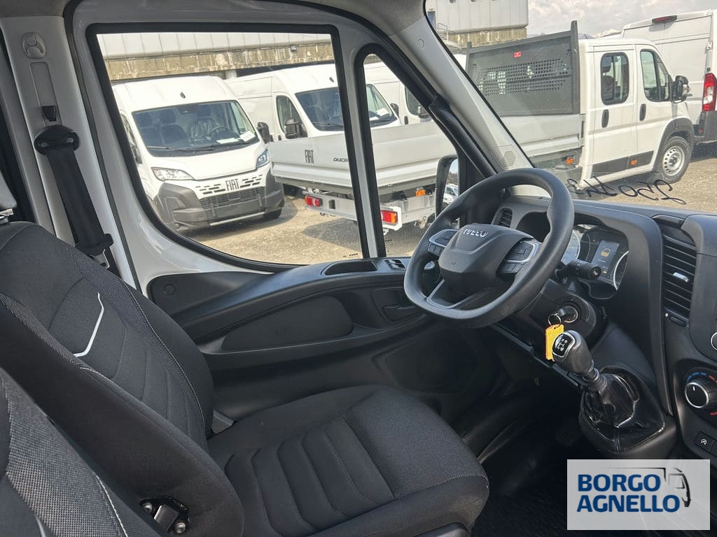Iveco DAILY 35C14D 6+1