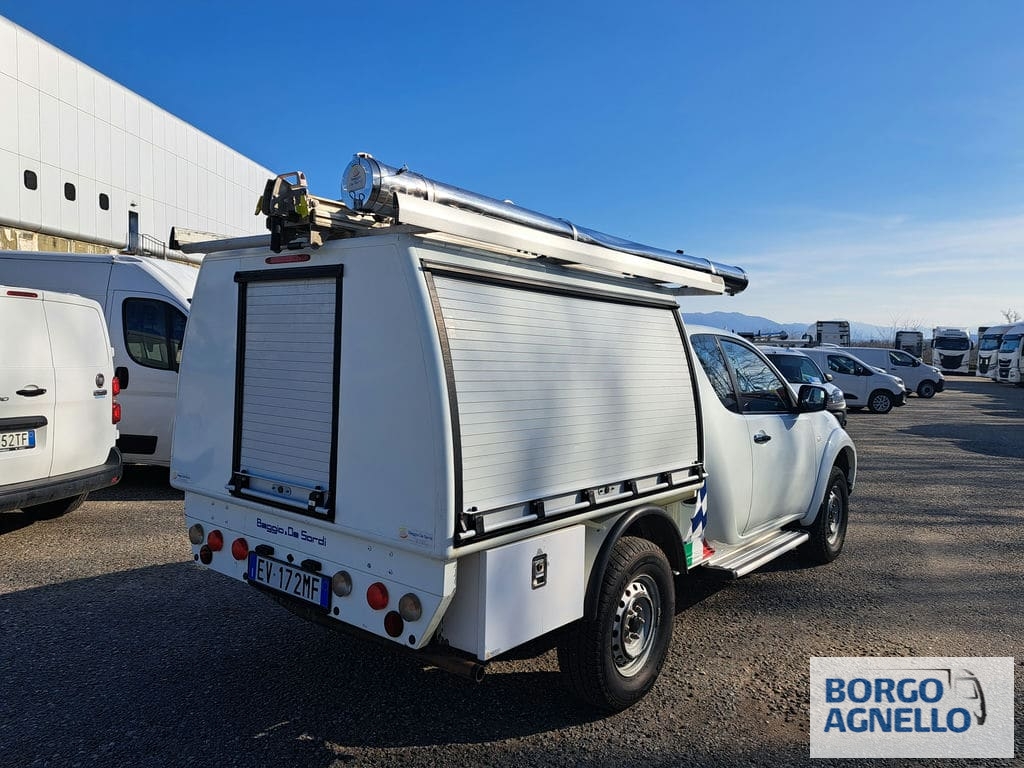 Mitsubishi L 200