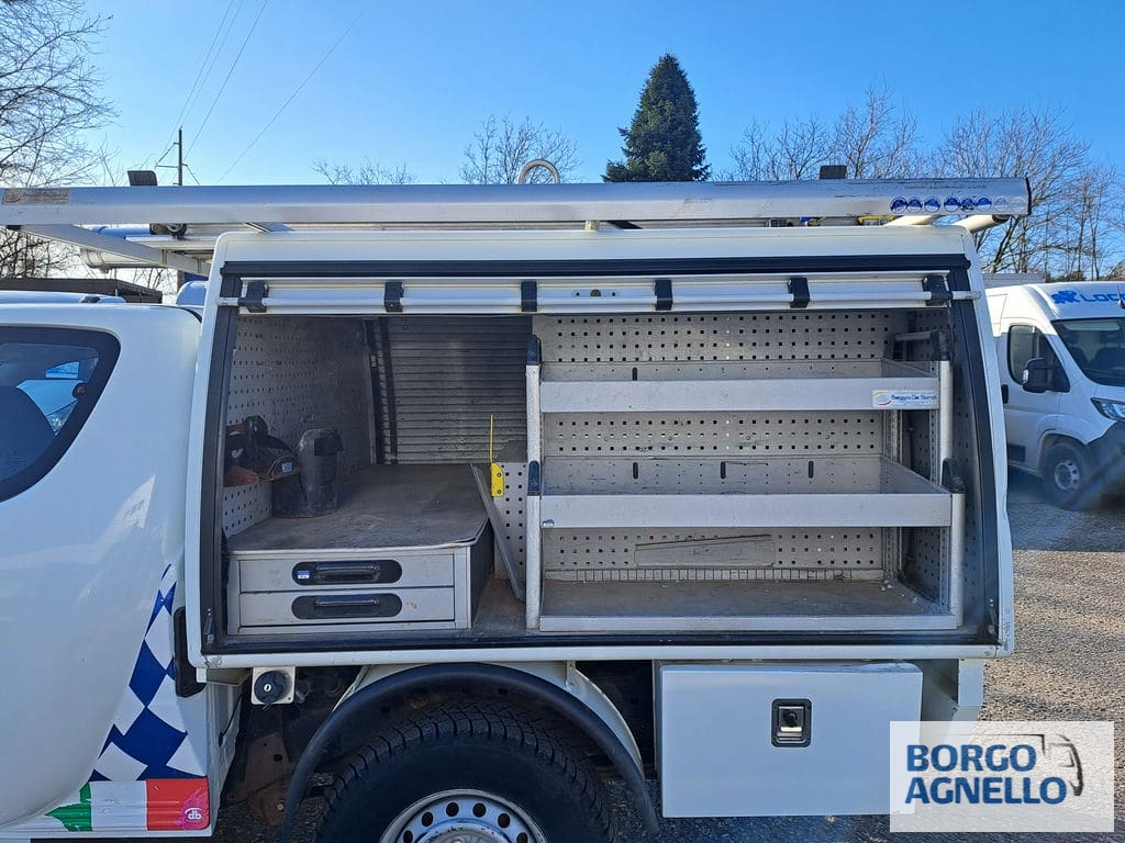 Mitsubishi L 200