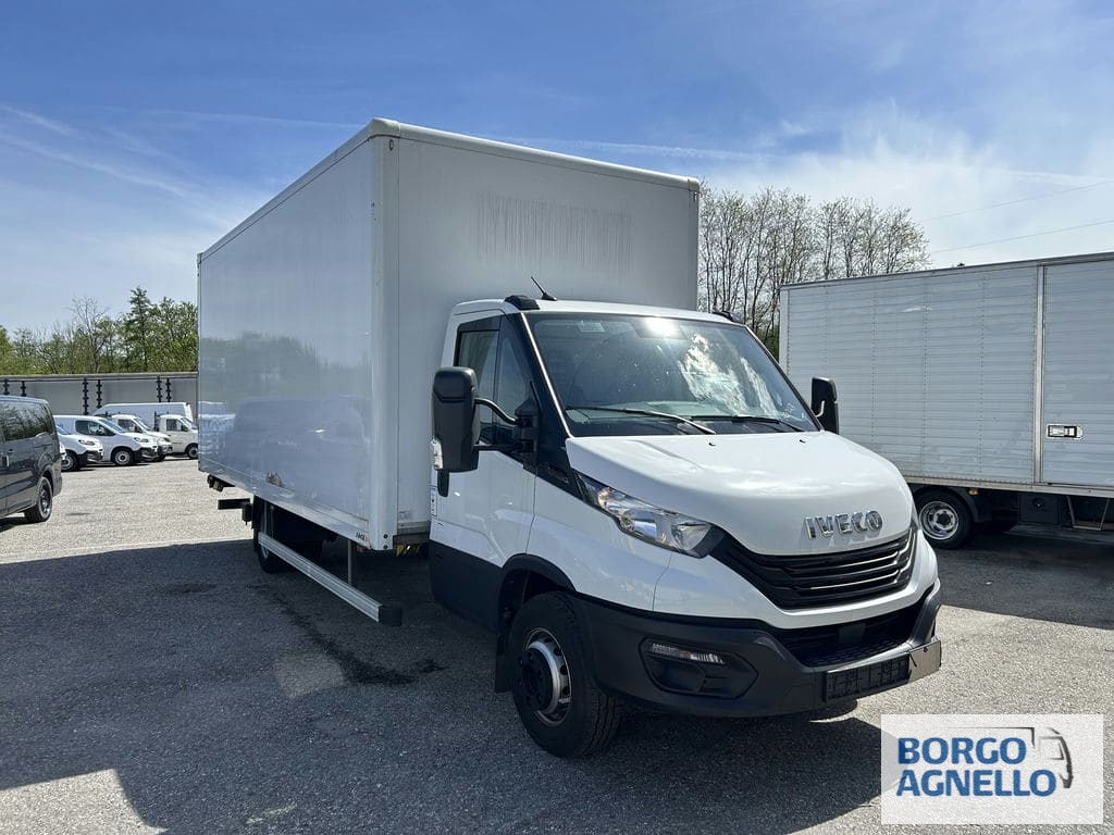 Iveco DAILY 72C18