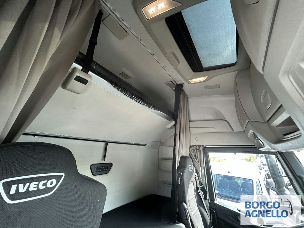 Iveco S-WAY AS440S48 T/P