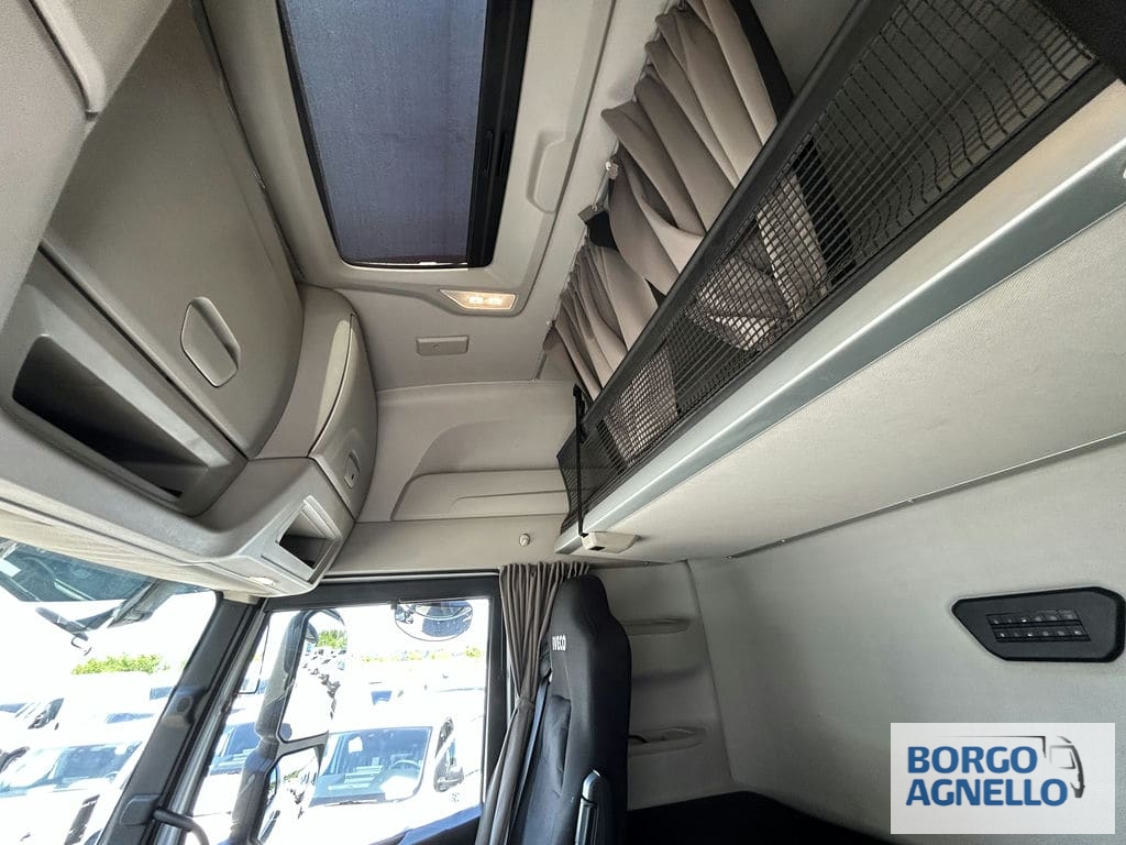 Iveco S-WAY AS440S48 T/P