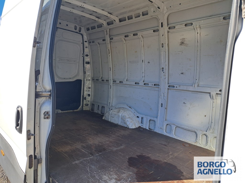 Iveco DAILY 35S16