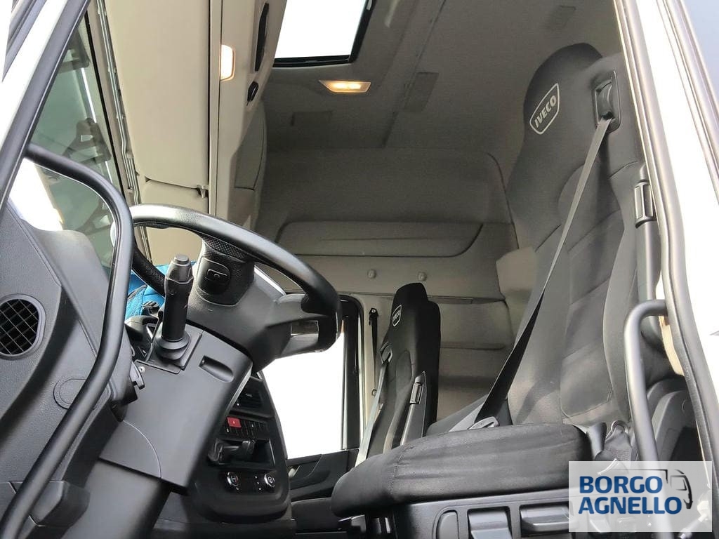 Iveco S-WAY AS440S51 T-P